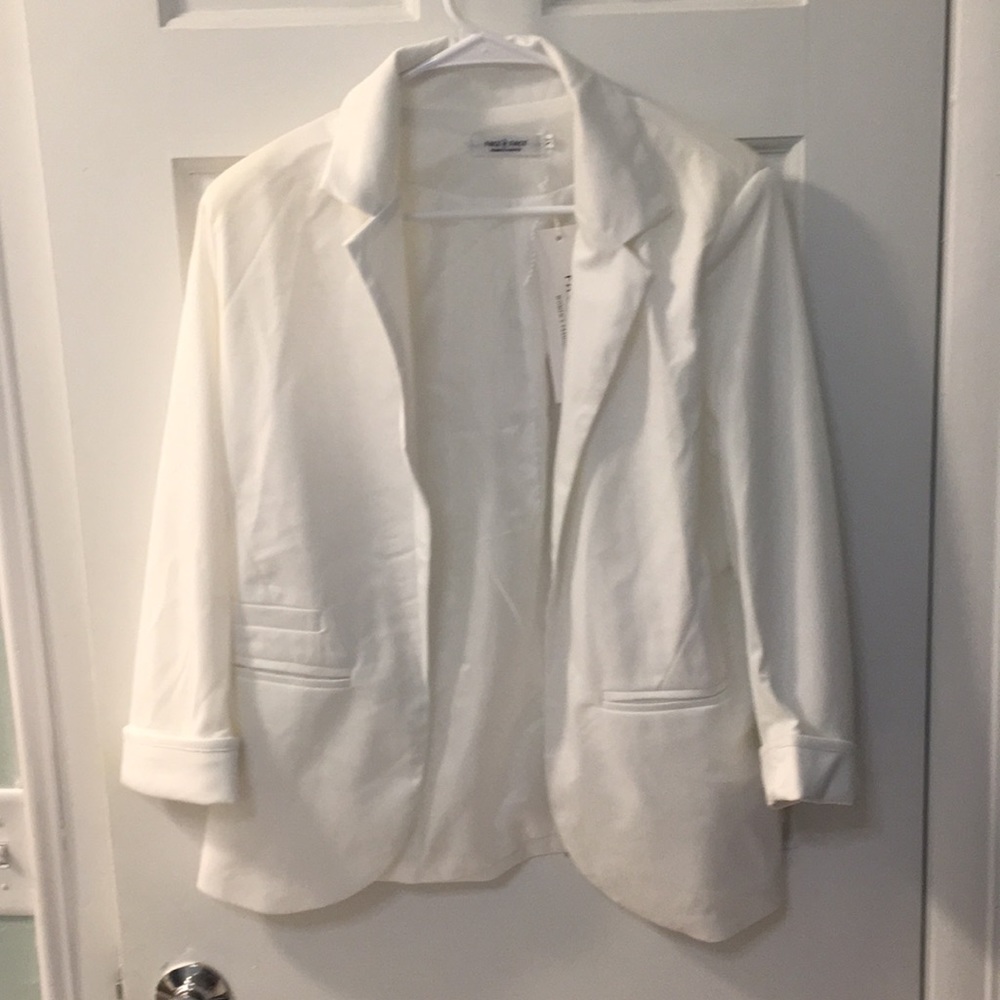 NWT White Blazer size M